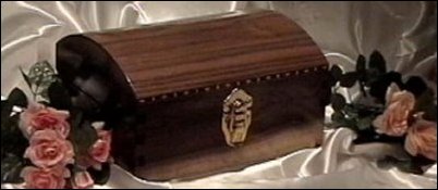 Walnut Arched Lid Jewelry Box
